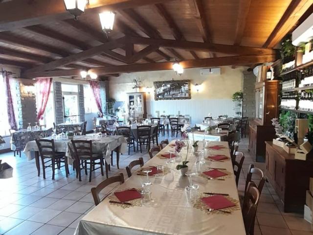 Locale Commerciale in affitto a Vignarella, Vejano