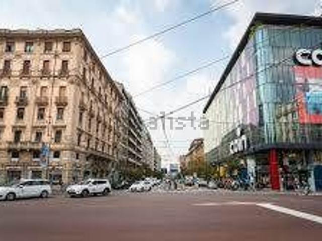 Locale Commerciale in affitto a Municipio 1, Milano