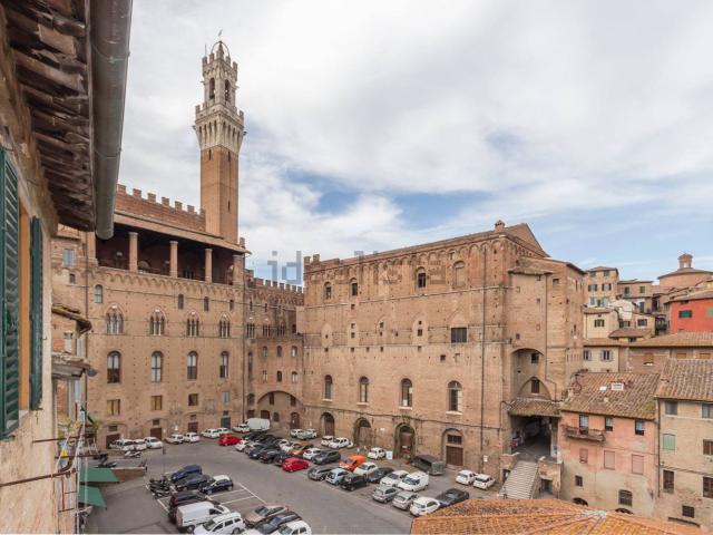 Locale Commerciale in affitto a Contrada della Tartuca, Siena