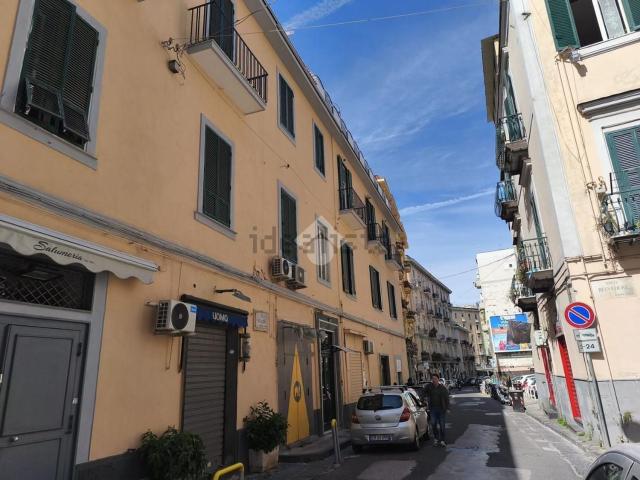 Locale Commerciale in affitto a Municipalità 5, Campania