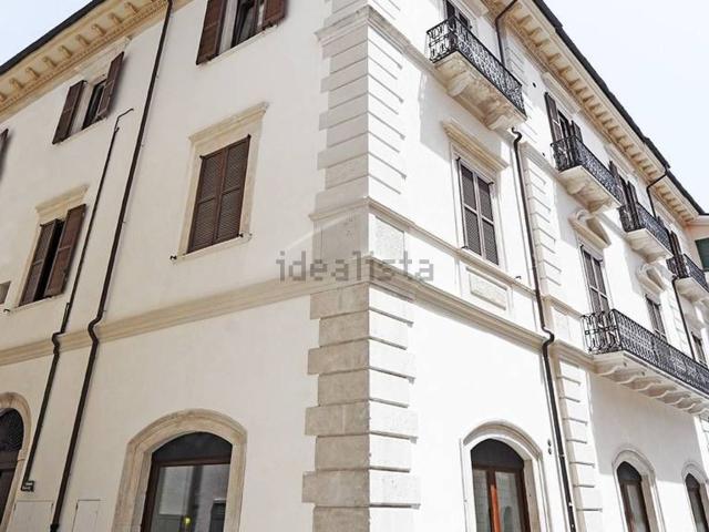 Locale Commerciale in affitto a Torretta, Tornimparte
