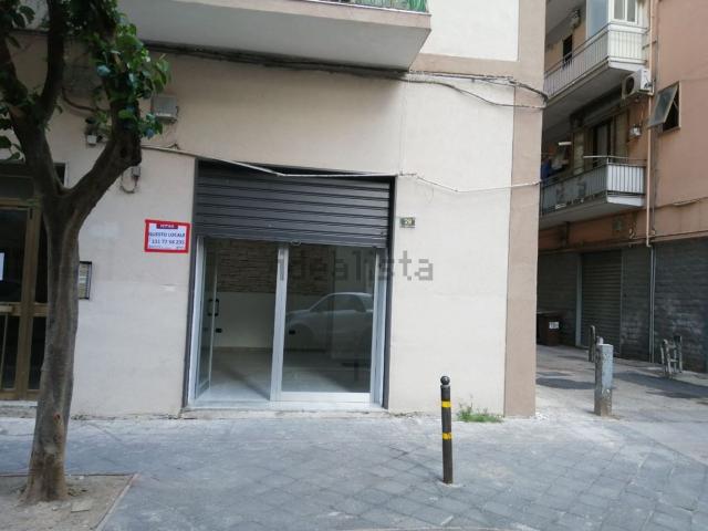 Locale Commerciale in affitto a Piedimonte, Nocera Inferiore