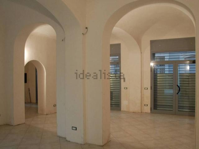 Locale Commerciale in affitto a Piemonte, Alessandria