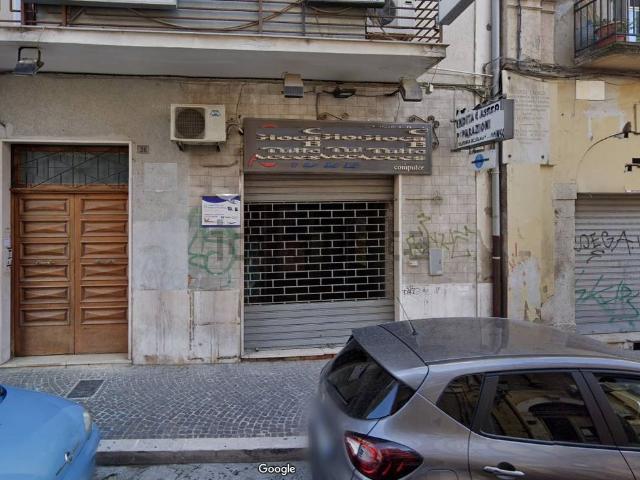 Locale Commerciale in affitto a Puglia, Foggia