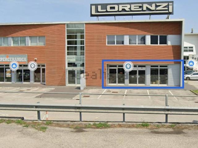 Locale Commerciale in affitto a Perarolo, Vigonza