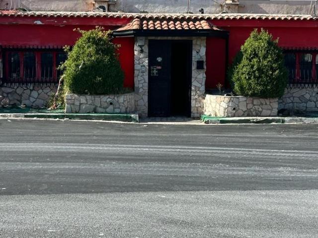 Locale Commerciale in affitto a Castagnaro, Pozzuoli