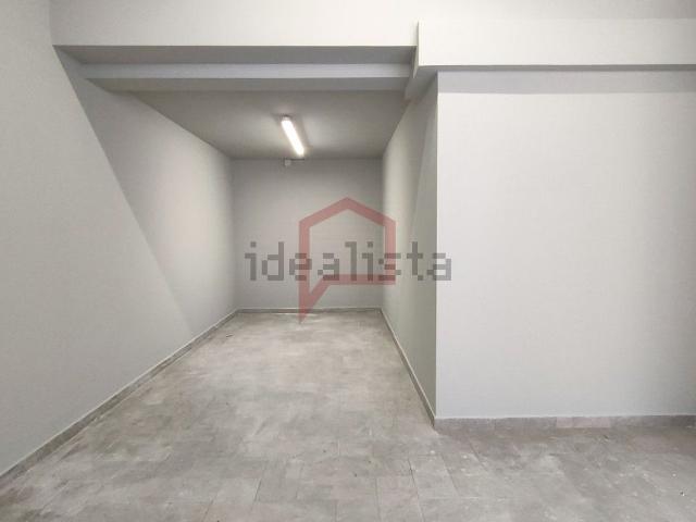 Locale Commerciale in affitto a Mestre-Carpenedo, Venezia