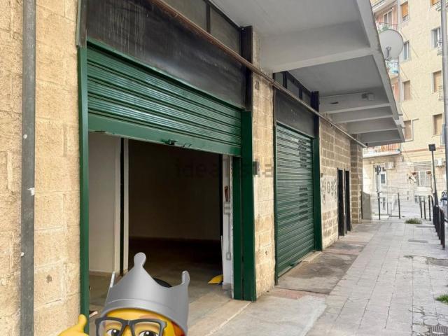 Locale Commerciale in affitto a Puglia, Foggia