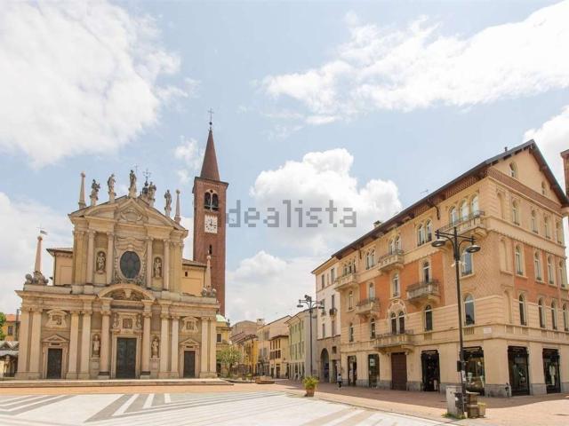 Locale Commerciale in affitto a San Giovanni, Busto Arsizio