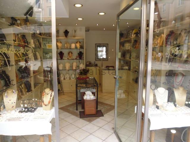 Locale Commerciale in affitto a Centro Storico, Modena