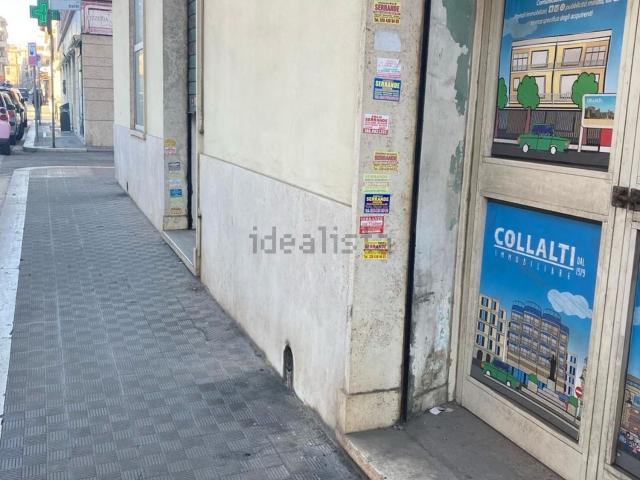 Locale Commerciale in affitto a Borgo Medievale, Roma Capitale