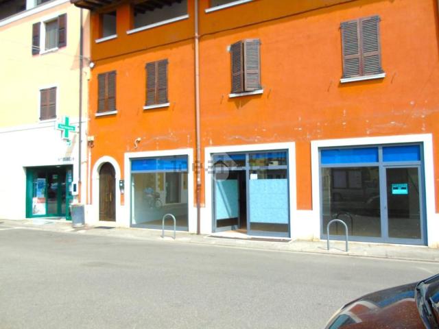 Locale Commerciale in affitto a Bagnolo Mella, Lombardia