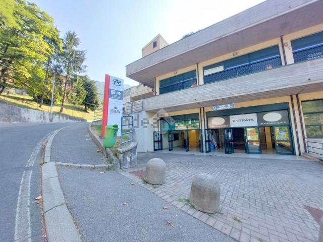 Locale Commerciale in affitto a Comunità montana della valle Trompia, Lumezzane