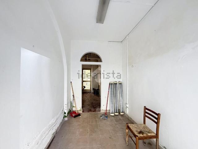 Locale Commerciale in affitto a San Marco, Livorno
