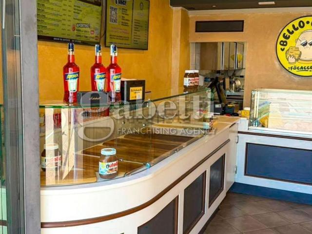 Locale Commerciale in affitto a Portaccia, Castiglione Della Pescaia