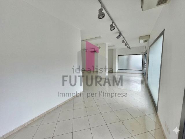 Locale Commerciale in affitto a Cittadella, Veneto