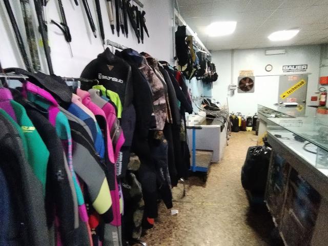 Locale Commerciale in affitto a Puglia, Taranto