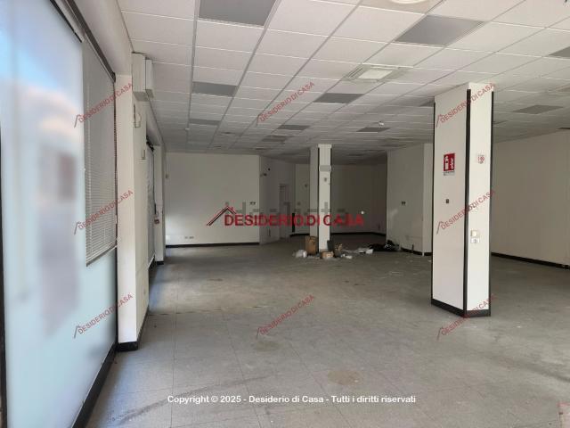 Locale Commerciale in affitto a San Martino, Capo D'orlando