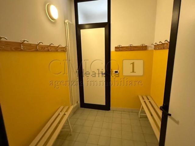 Locale Commerciale in affitto a Quartiere Casoni, Torri Di Quartesolo