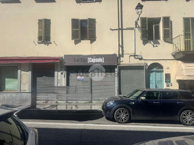 Locale Commerciale in affitto a Piemonte, Torino