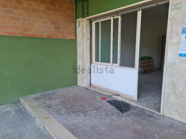 Locale Commerciale in affitto a Casalanno, Quarto