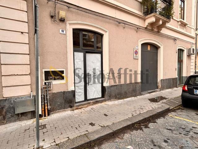 Locale Commerciale in affitto a Borgo-Sanzio, Catania