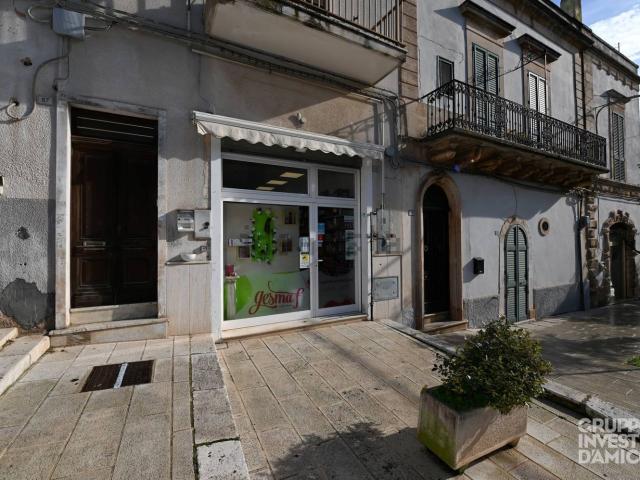 Locale Commerciale in affitto a Puglia, Brindisi