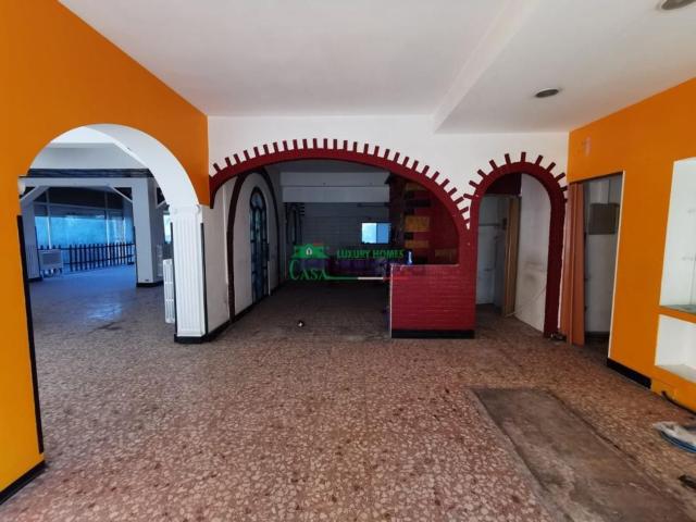 Locale Commerciale in affitto a Ragusa, Cappuccini