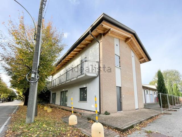 Locale Commerciale in affitto a Guidizzolo, Lombardia