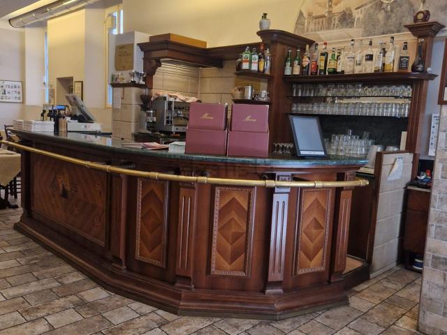 Locale Commerciale in affitto a Busseto, Reggio Emilia