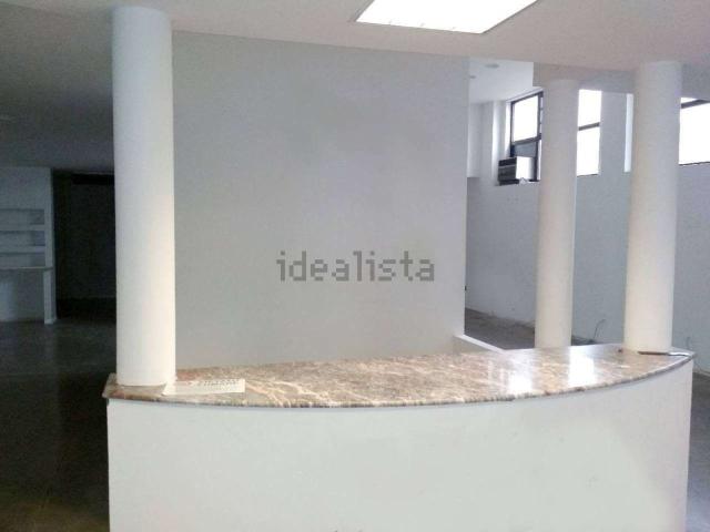 Locale Commerciale in affitto a Re, Reggio Emilia