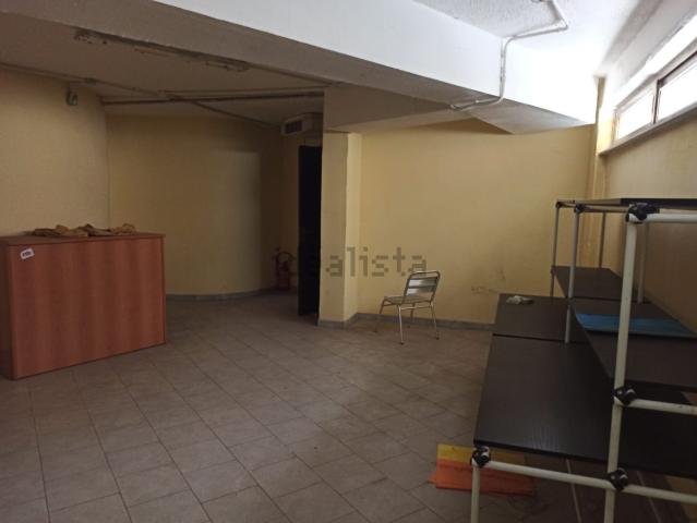 Locale Commerciale in affitto a Avellino, Campania