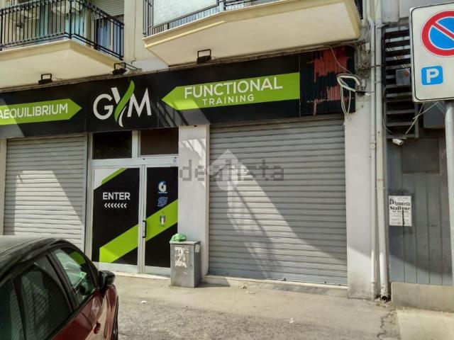 Locale Commerciale in affitto a Puglia, Foggia