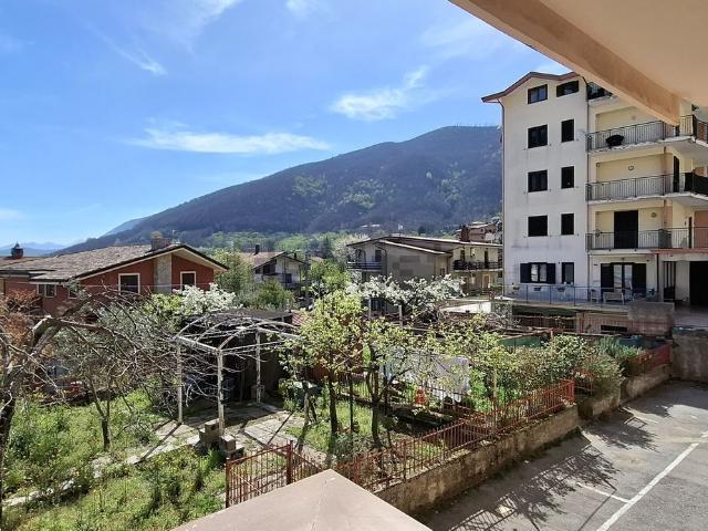 Locale Commerciale in affitto a Finestrelle, Monteforte Irpino