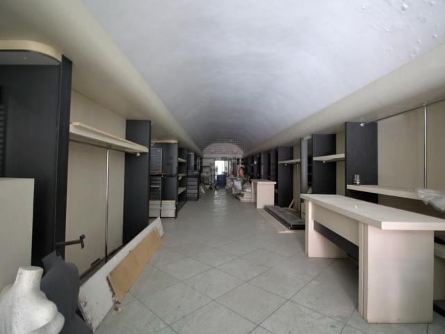 Locale Commerciale in affitto a Archileggi, Amelia