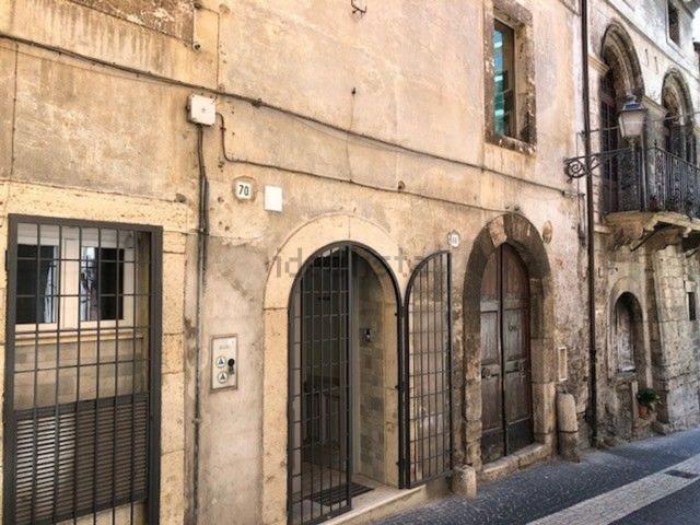 Locale Commerciale in affitto a Sant'Agata, Ferentino