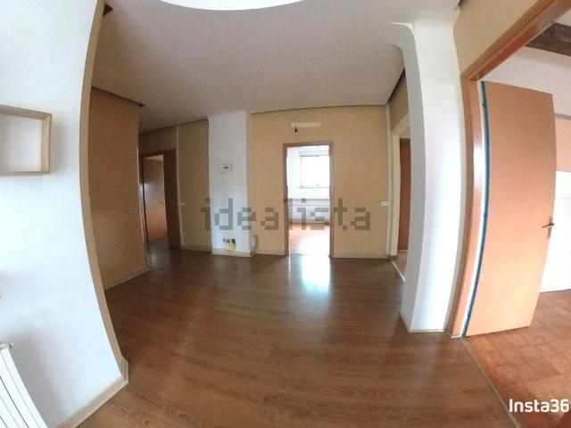 Locale Commerciale in affitto a Campitello, Terni