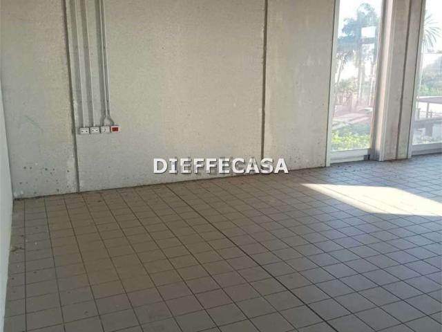 Locale Commerciale in affitto a Rione Sappusi, Marsala