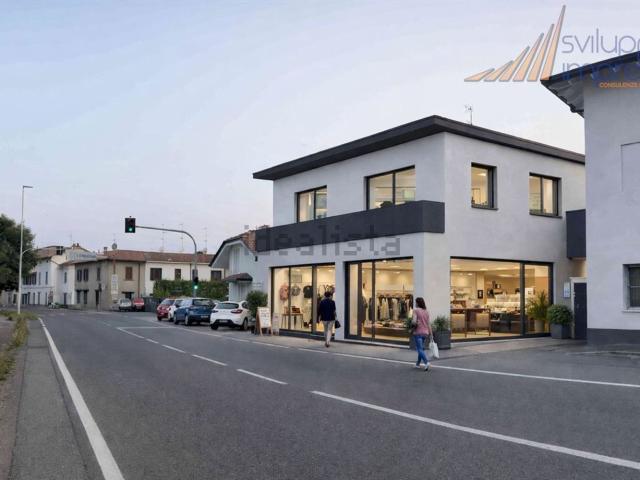 Locale Commerciale in affitto a Brugazzo, Giussano