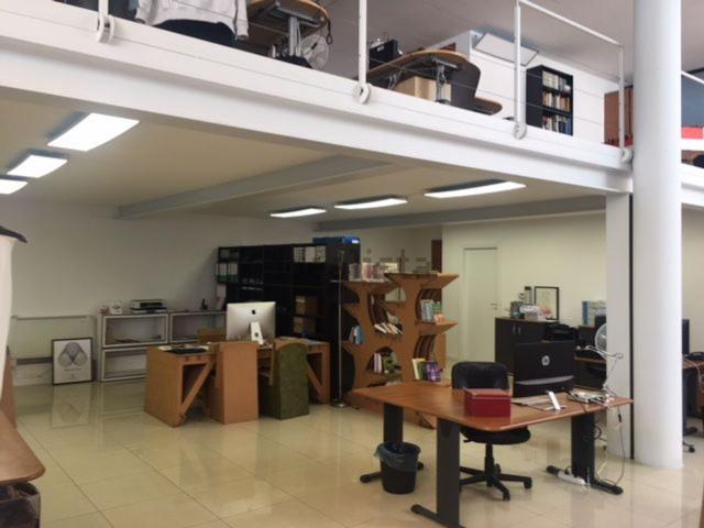 Locale Commerciale in affitto a Biumo Superiore, Varese