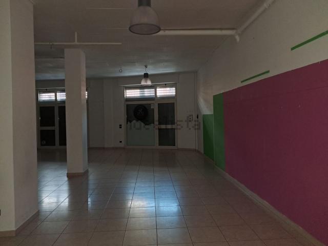 Locale Commerciale in affitto a San Valentino, Puglia