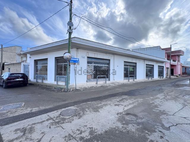 Locale Commerciale in affitto a Puglia, Brindisi