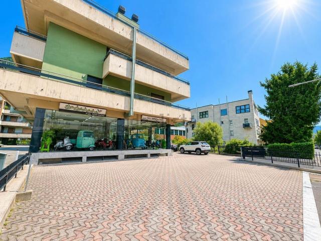 Locale Commerciale in affitto a Colda, Sondrio