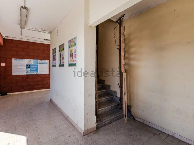 Locale Commerciale in affitto a Is Pardinas, Quartu Sant'elena