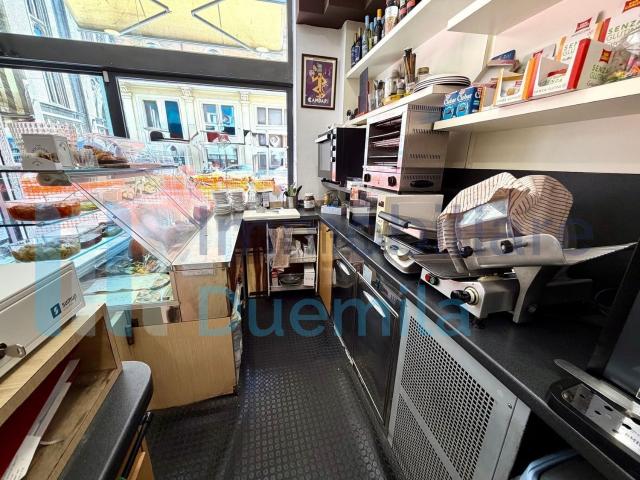 Locale Commerciale in affitto a Quartiere Navile, Bologna