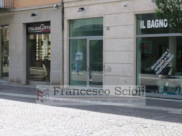 Locale Commerciale in affitto a Volta-Prealpi, Saronno