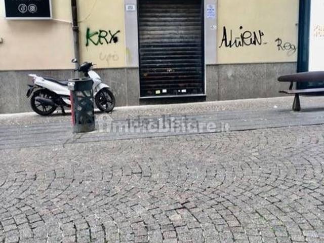 Locale Commerciale in affitto a Municipalità 5, Campania