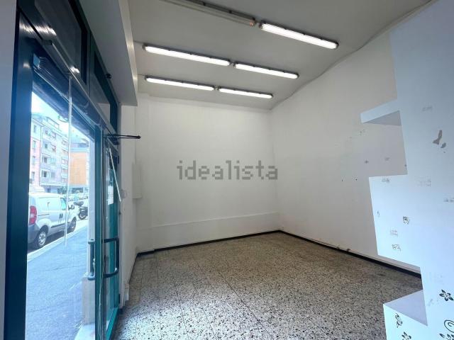 Locale Commerciale in affitto a Porto-Saragozza, Bologna
