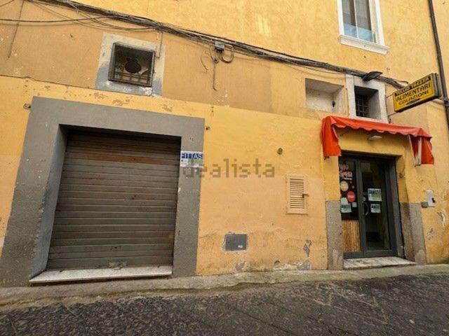 Locale Commerciale in affitto a Rione Sala, Cava De' Tirreni