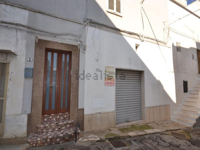 Locale Commerciale in affitto a Puglia, Brindisi